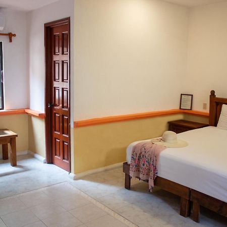 Hotel Vista Caribe 5Ta Av A 5 Pasos De La Playa Playa del Carmen Exteriör bild