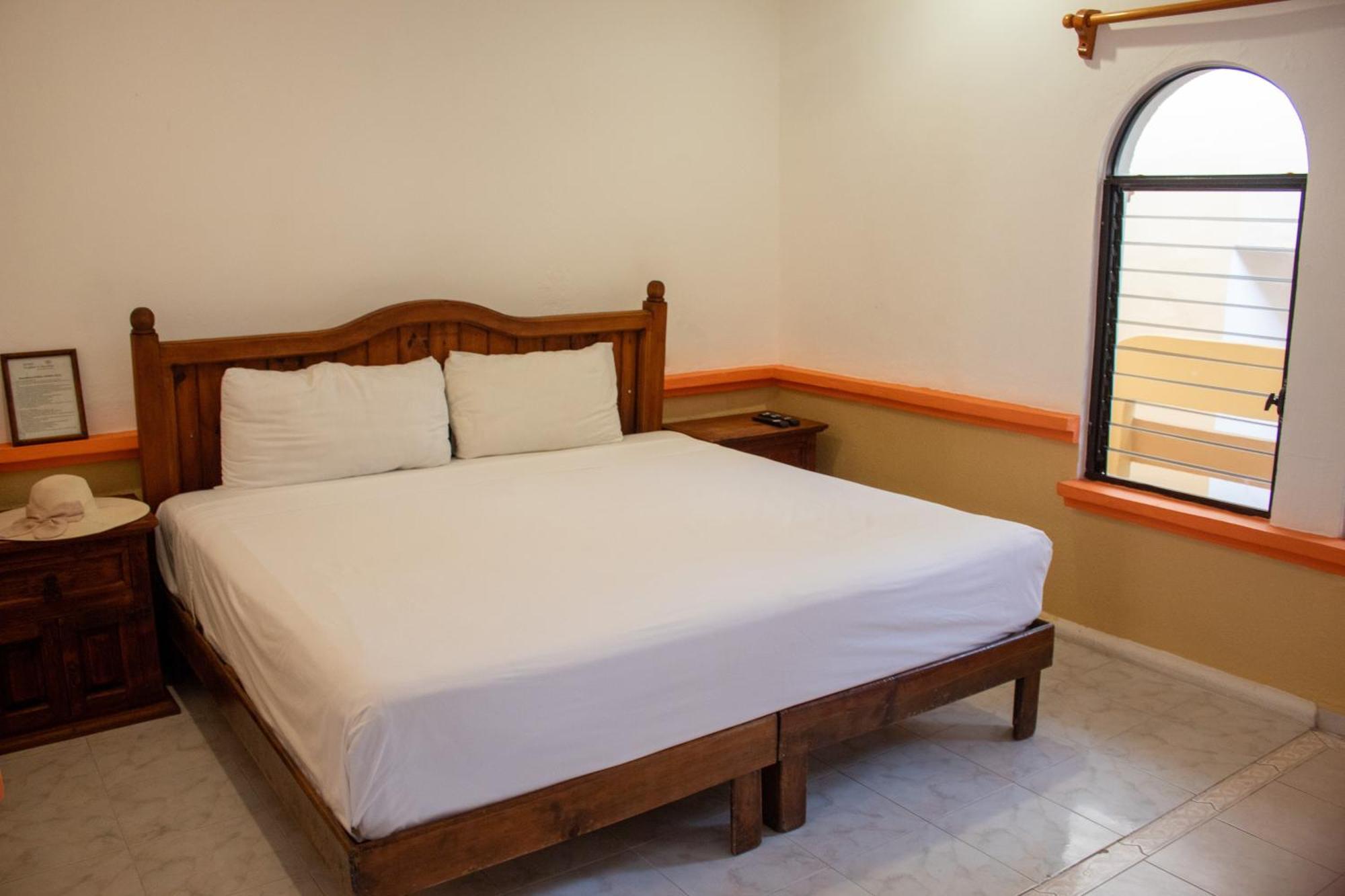 Hotel Vista Caribe 5Ta Av A 5 Pasos De La Playa Playa del Carmen Exteriör bild