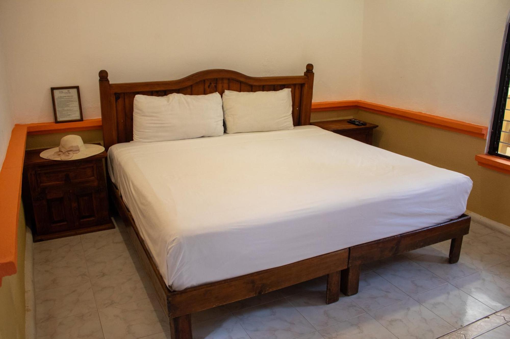 Hotel Vista Caribe 5Ta Av A 5 Pasos De La Playa Playa del Carmen Exteriör bild