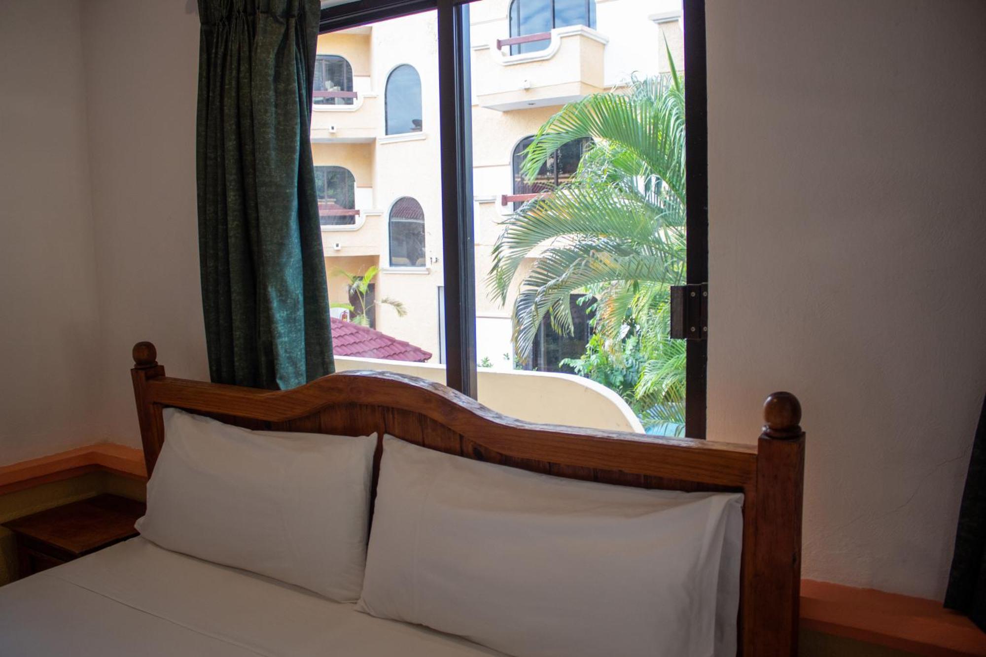 Hotel Vista Caribe 5Ta Av A 5 Pasos De La Playa Playa del Carmen Exteriör bild