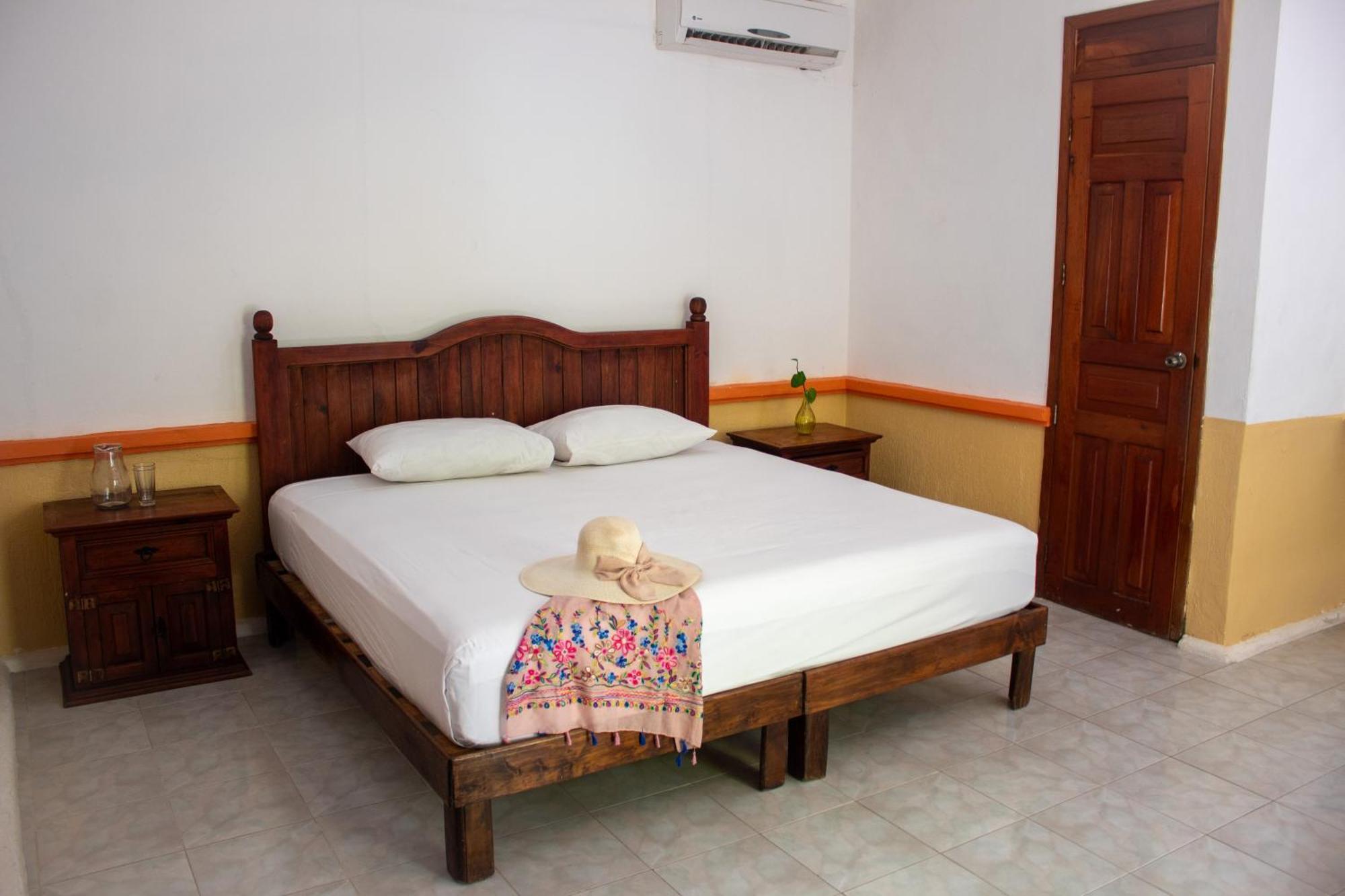 Hotel Vista Caribe 5Ta Av A 5 Pasos De La Playa Playa del Carmen Exteriör bild