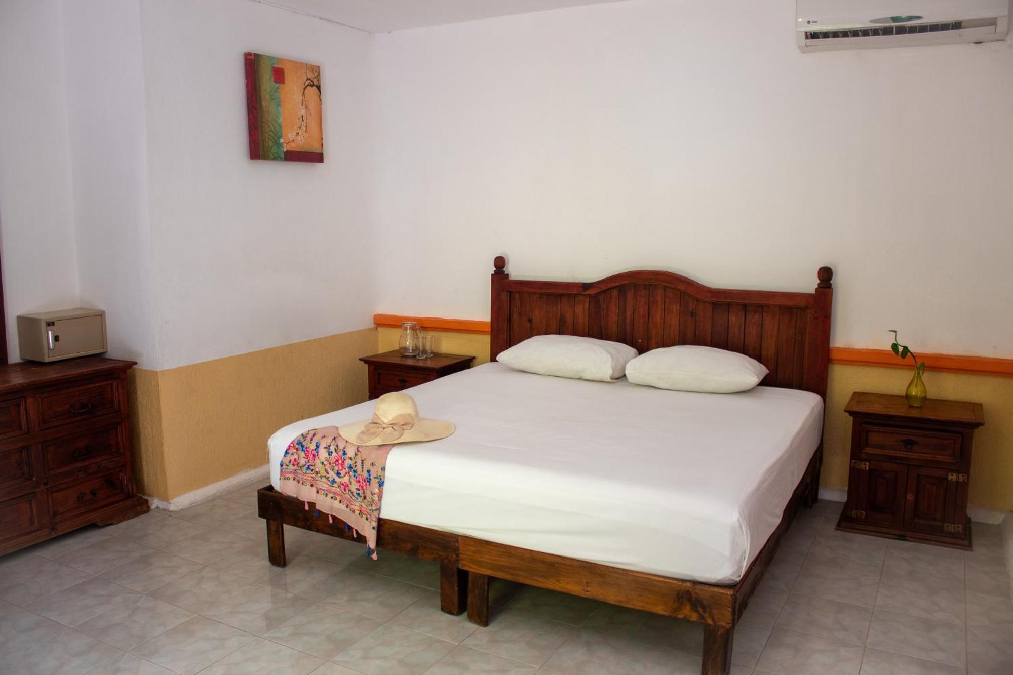 Hotel Vista Caribe 5Ta Av A 5 Pasos De La Playa Playa del Carmen Exteriör bild