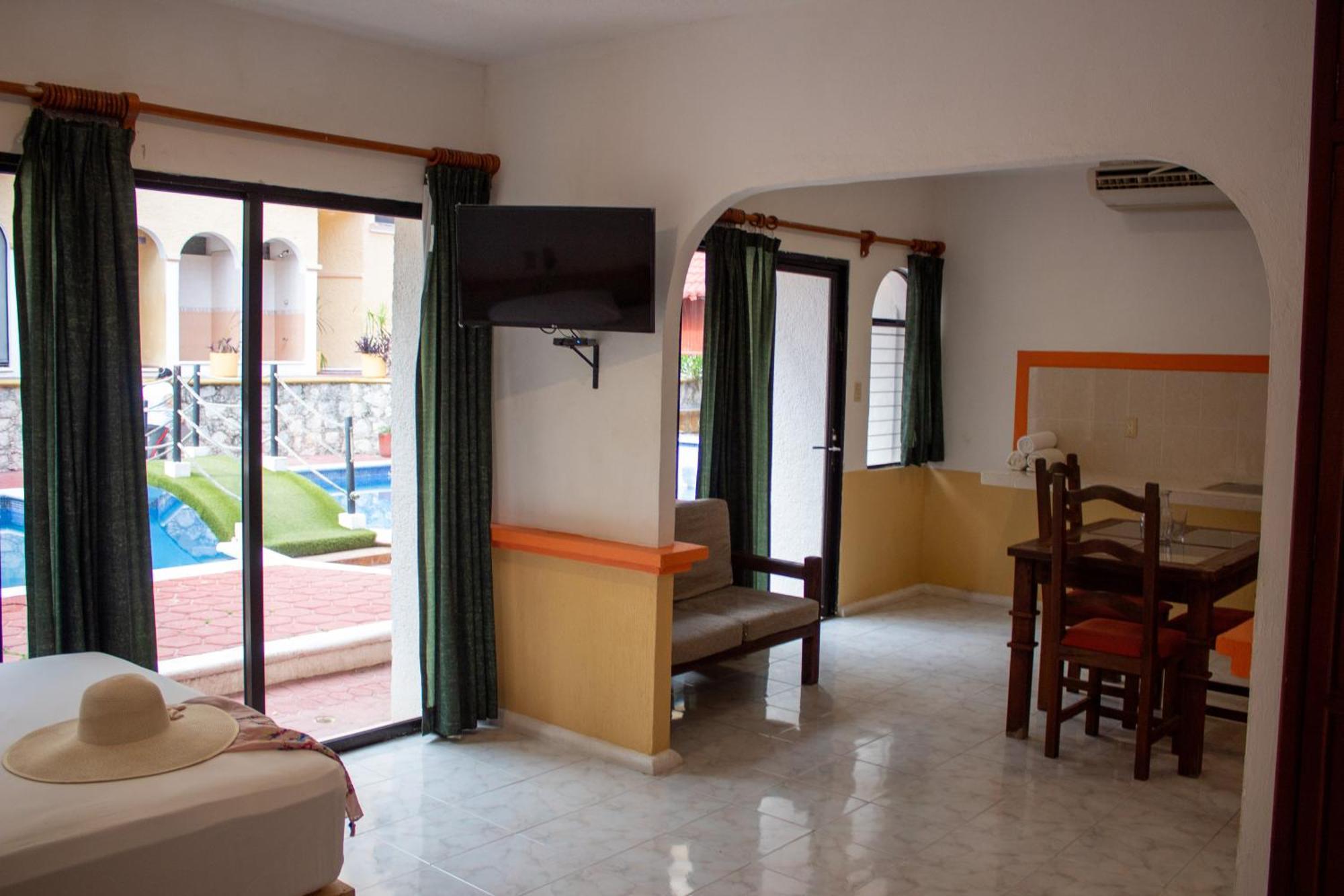 Hotel Vista Caribe 5Ta Av A 5 Pasos De La Playa Playa del Carmen Exteriör bild